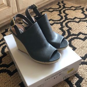 Steve Madden Corizon Slate Blue Espadrilles Wedge